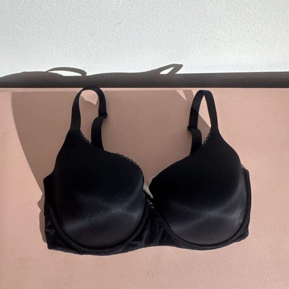 Victoria’s Secret Bra 36G Black Body By Victoria Demi Bra Hard To Find Size 👙
